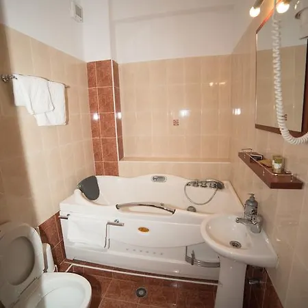 Ξενοδοχείο Galaxias 3*