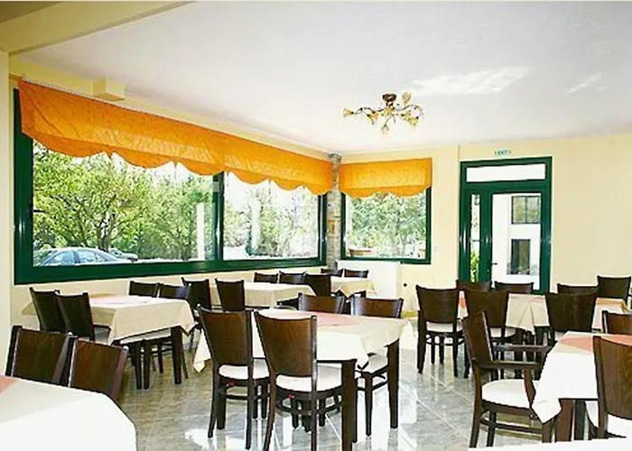 Galaxias 酒店 Káto Loutrákion